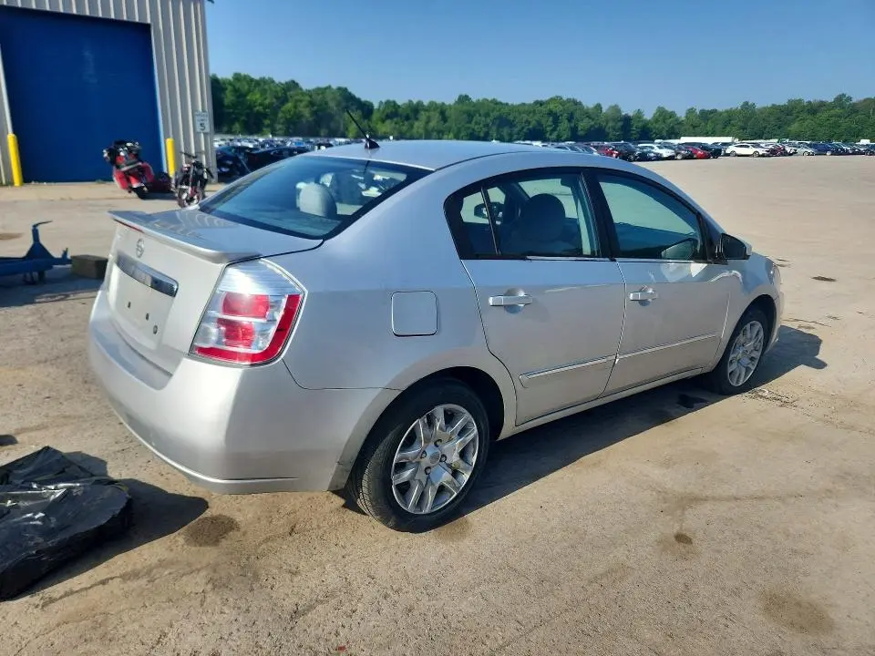 2011 NISSAN SENTRA 2.0  