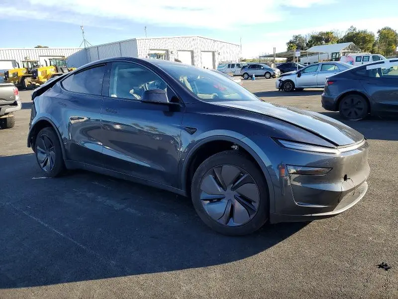 2026 TESLA MODEL Y   