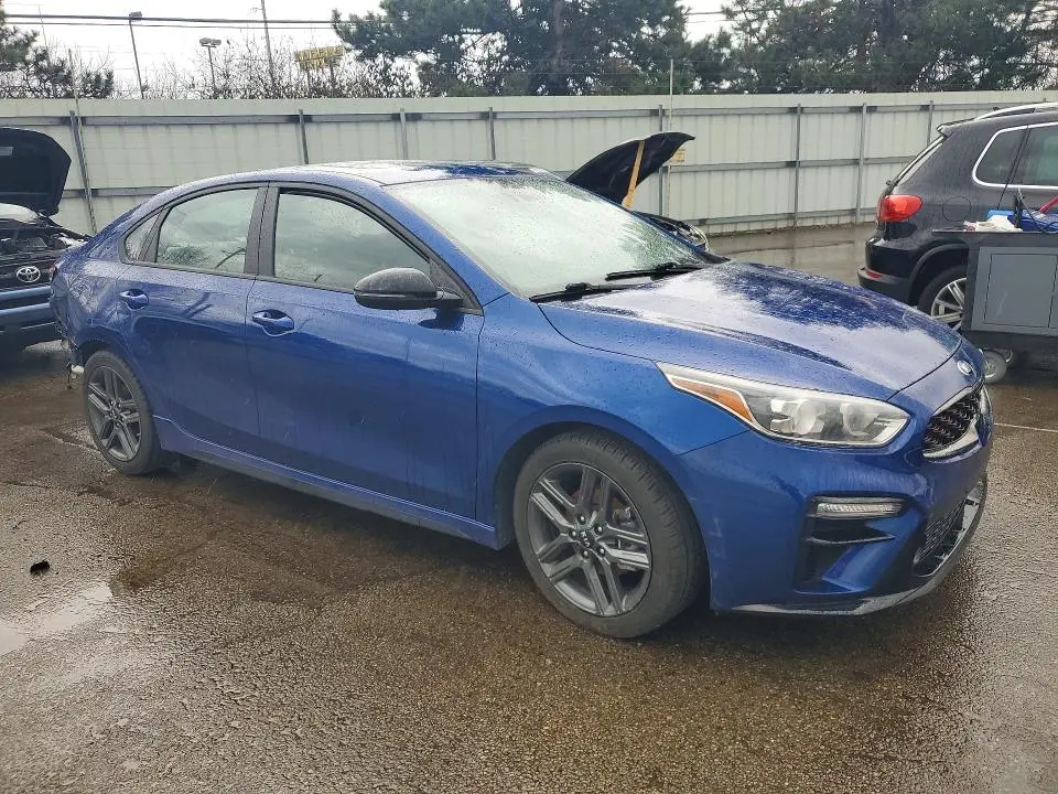 2021 KIA FORTE GT LINE  