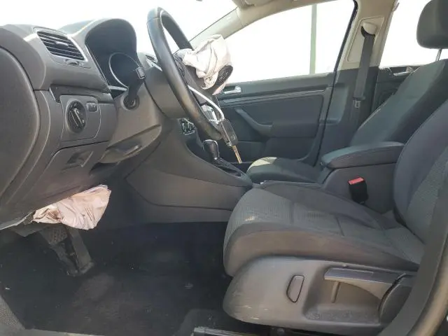 2013 VOLKSWAGEN JETTA S  
