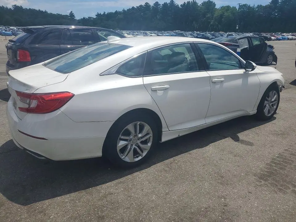 2019 HONDA ACCORD LX  