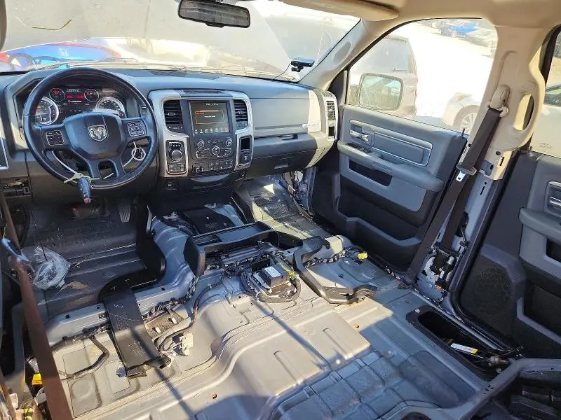 2017 RAM 1500 SLT  