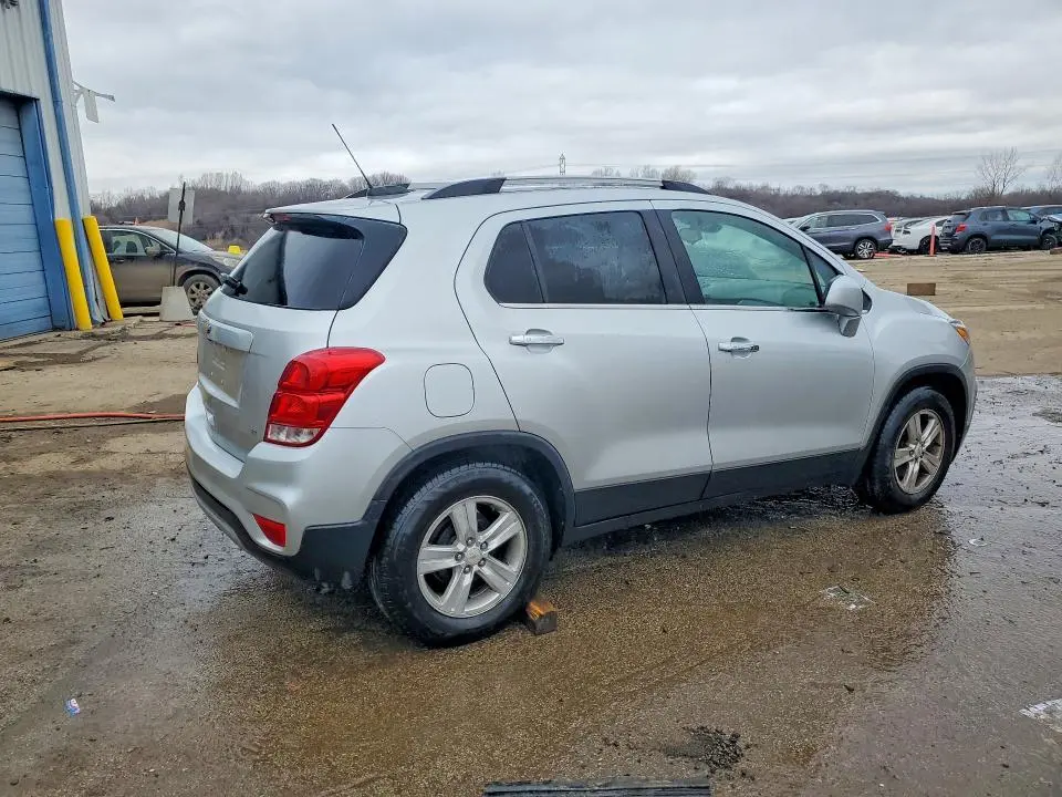 2017 CHEVROLET TRAX 1LT  