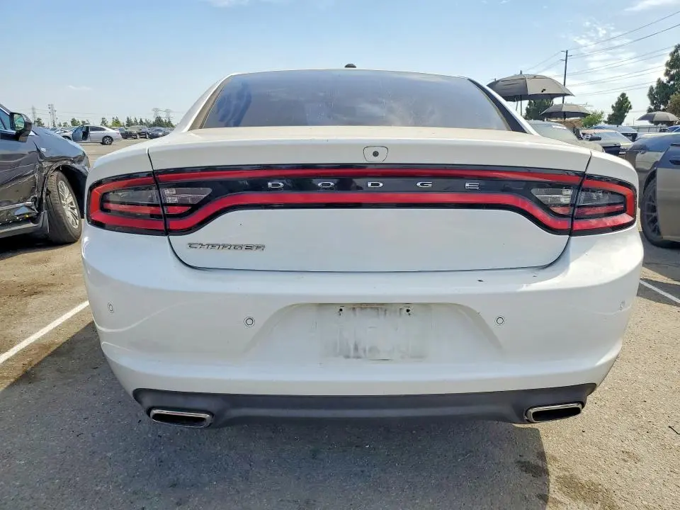 2021 DODGE CHARGER SXT  