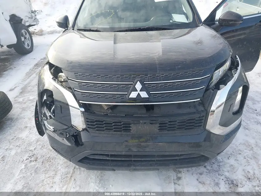 2022 MITSUBISHI OUTLANDER ES 2.5 S-AWC