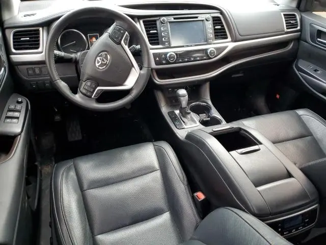 2019 TOYOTA HIGHLANDER LIMITED