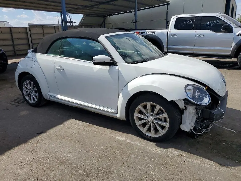 2019 VOLKSWAGEN BEETLE S  