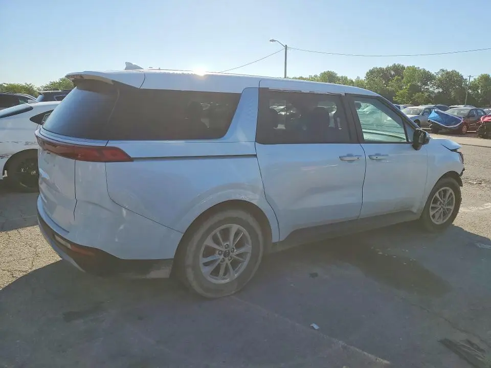 2023 KIA CARNIVAL LX  