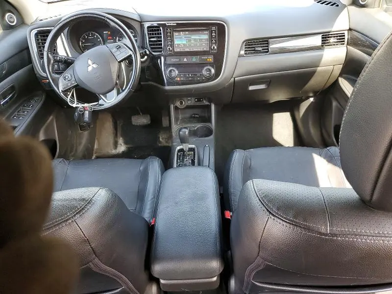 2016 MITSUBISHI OUTLANDER SE  