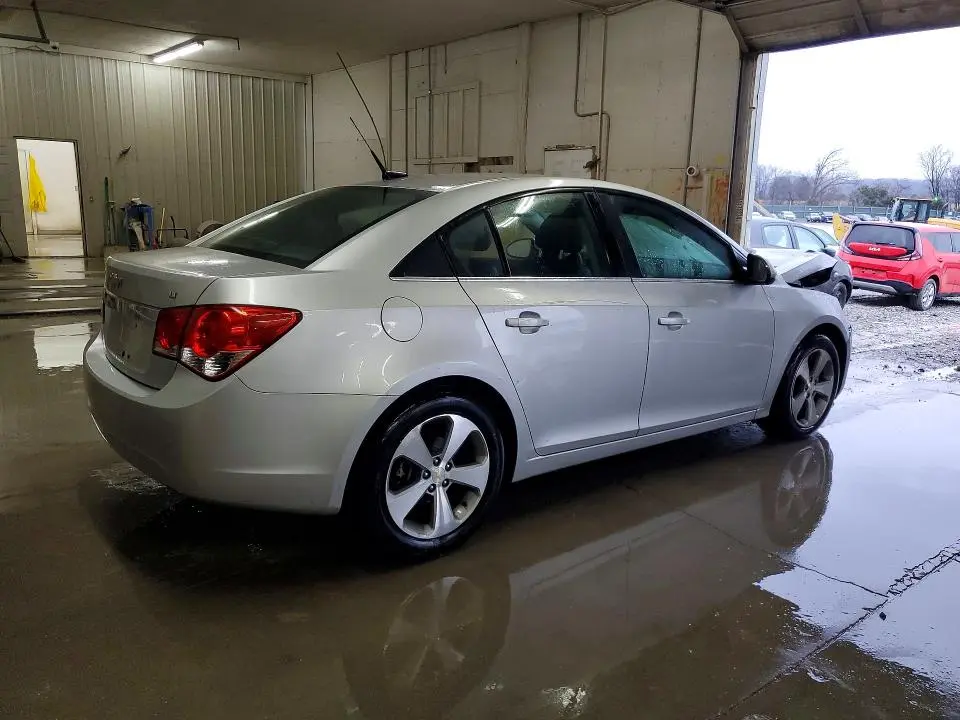 2011 CHEVROLET CRUZE LT  