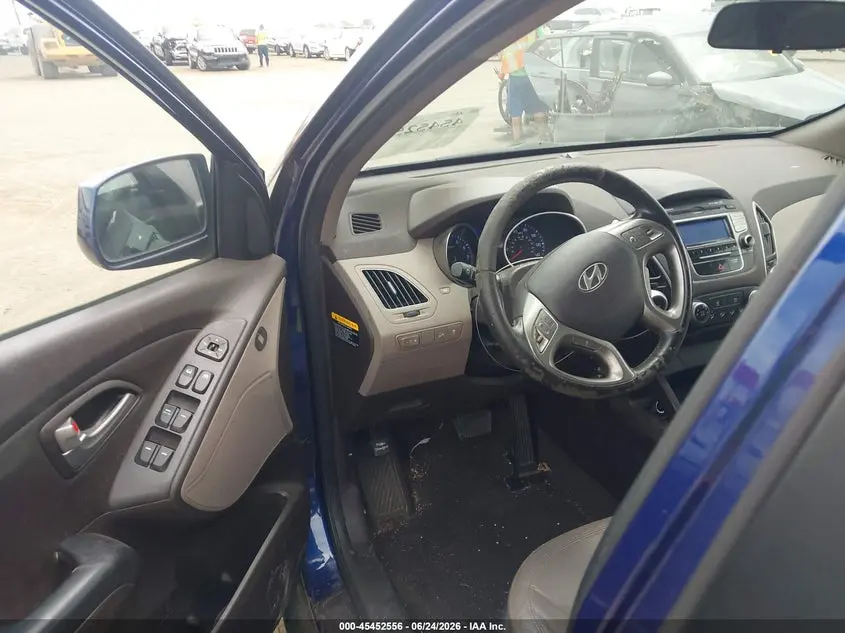 2011 HYUNDAI TUCSON GLS