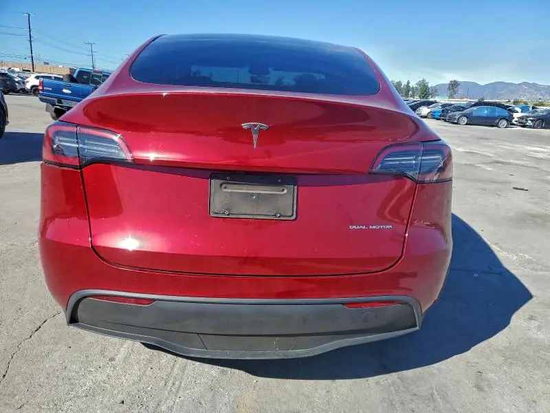2024 TESLA MODEL Y   