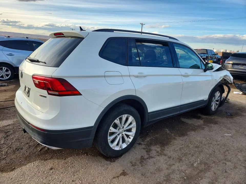 2020 VOLKSWAGEN TIGUAN S  