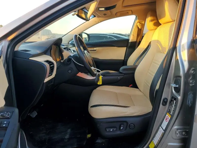 2015 LEXUS NX 200T  