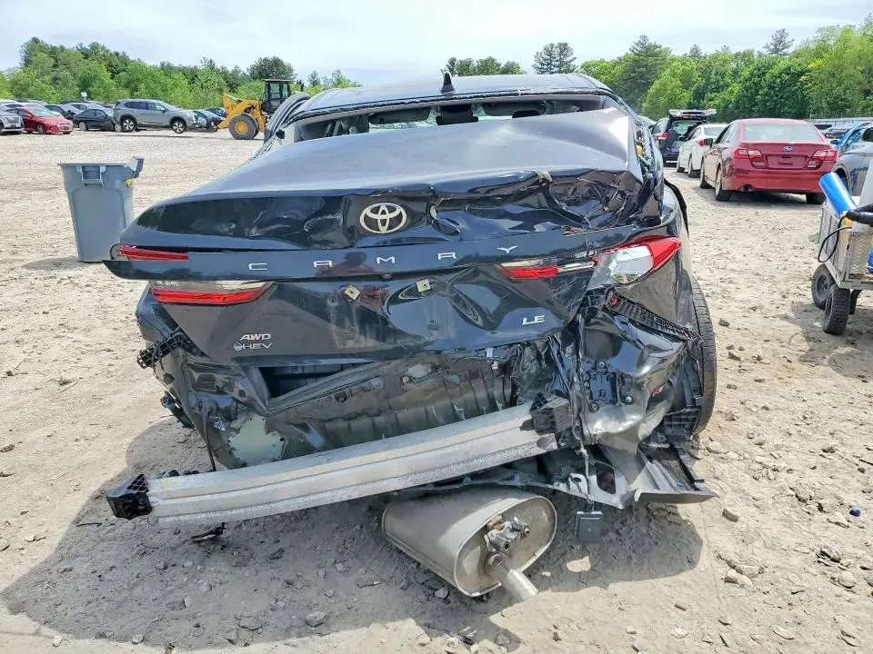 2025 TOYOTA CAMRY LE  