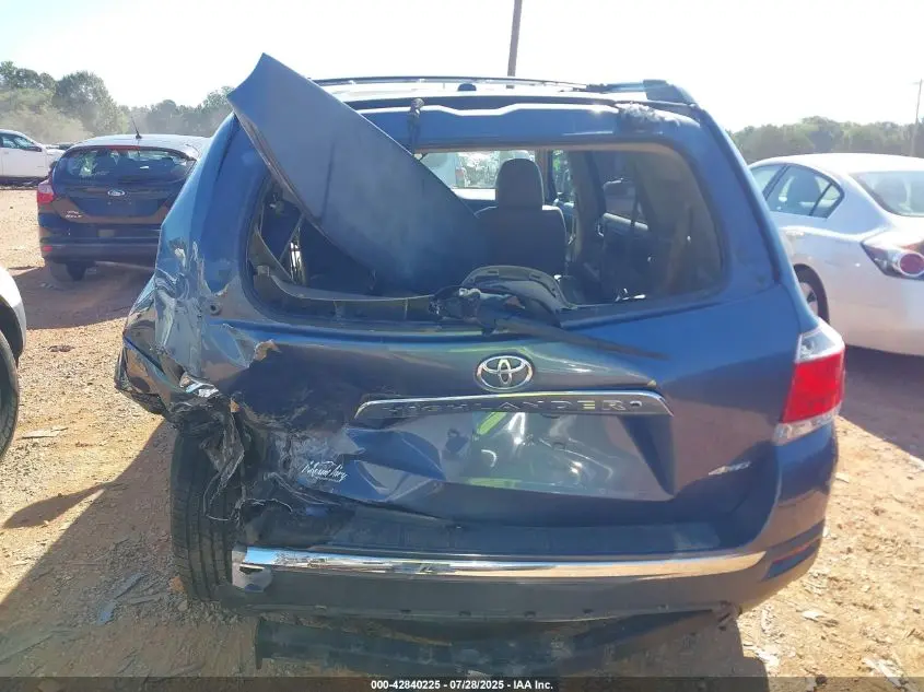 2013 TOYOTA HIGHLANDER LIMITED V6