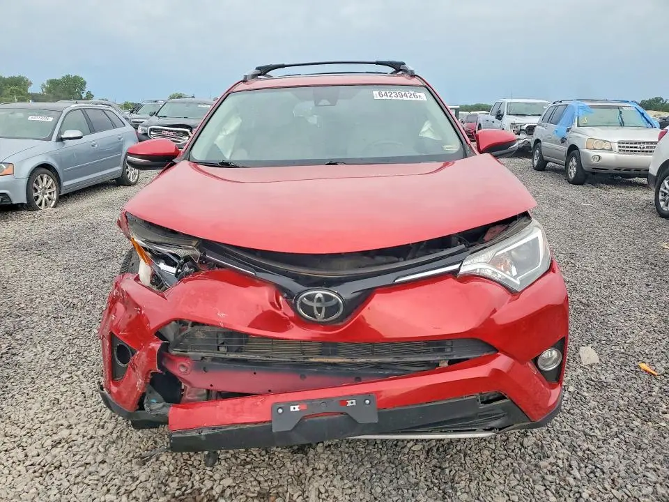 2017 TOYOTA RAV4 XLE  