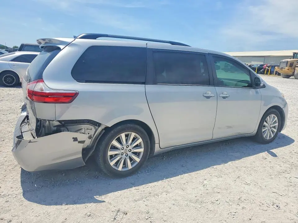 2017 TOYOTA SIENNA LIMITED PREMIUM 7-PASSENGER  