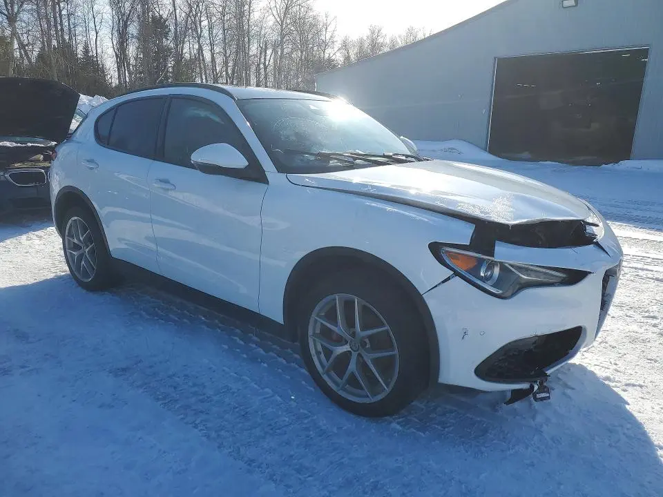 2018 ALFA ROMEO STELVIO TI SPORT  
