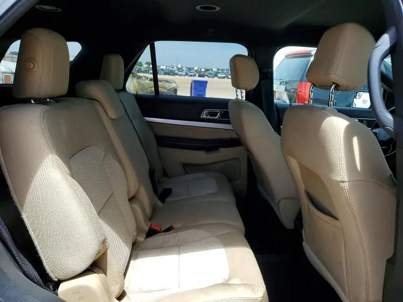 2017 FORD EXPLORER XLT  