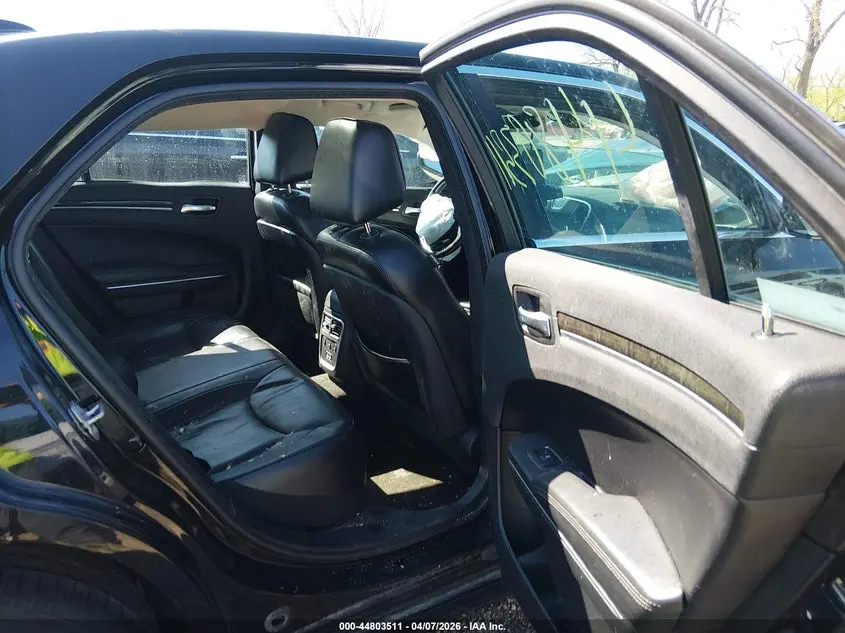 2016 CHRYSLER 300C AWD