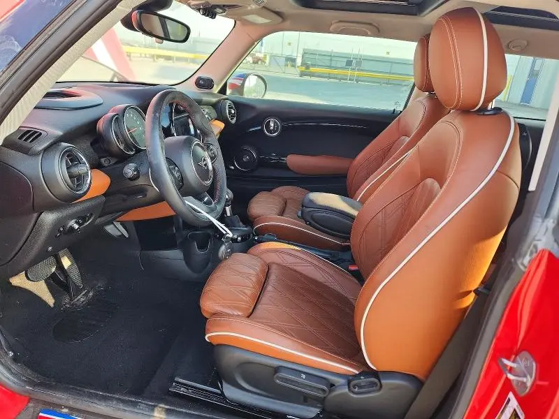 2019 MINI COOPER S  