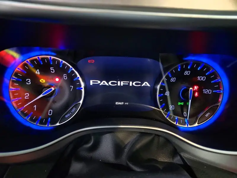2019 CHRYSLER PACIFICA TOURING L PLUS  