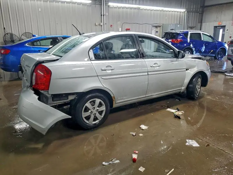2010 HYUNDAI ACCENT GLS  