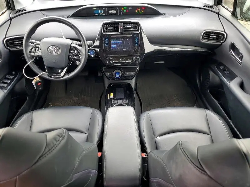 2019 TOYOTA PRIUS XLE AWD-E  