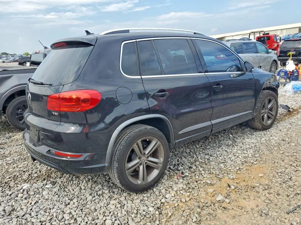 2017 VOLKSWAGEN TIGUAN SPORT  