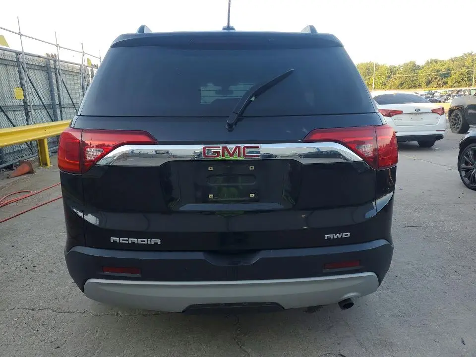 2017 GMC ACADIA SLE  
