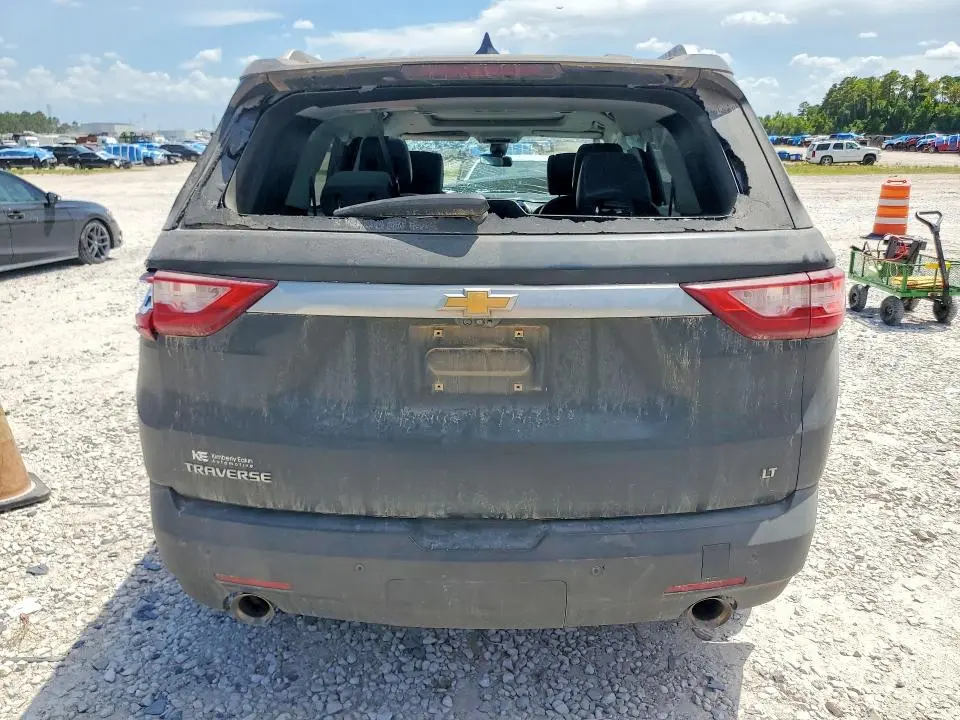 2018 CHEVROLET TRAVERSE LT  