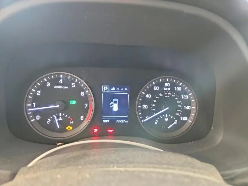 2017 HYUNDAI TUCSON SE  
