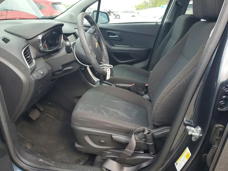 2021 CHEVROLET TRAX LS  