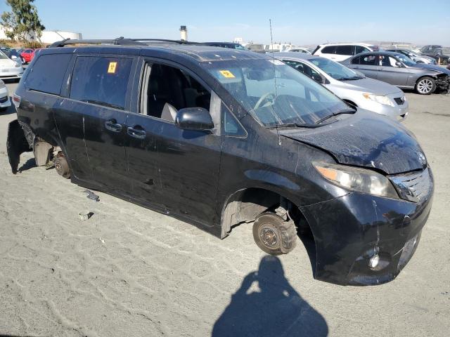 2012 TOYOTA SIENNA SPORT