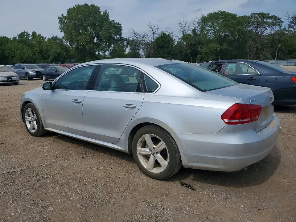 2014 VOLKSWAGEN PASSAT S  