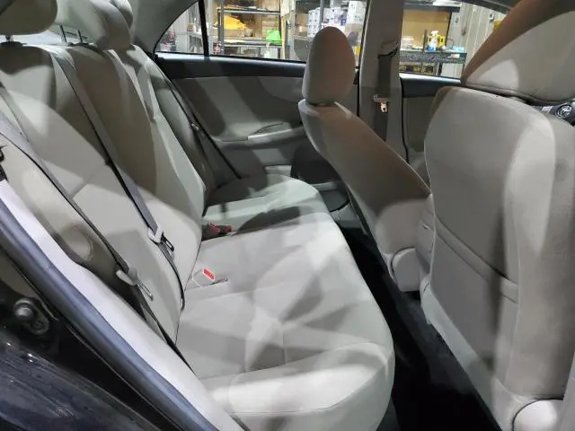 2013 TOYOTA COROLLA BASE  