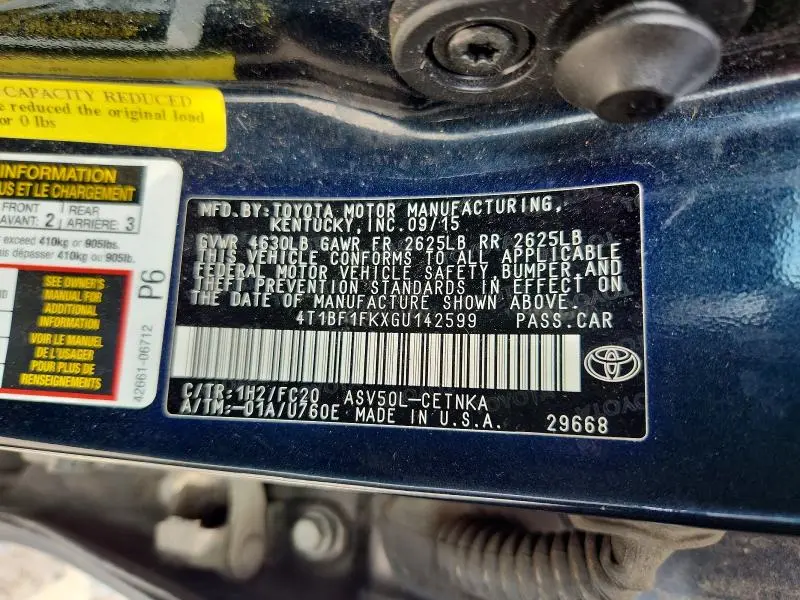 2016 TOYOTA CAMRY LE  