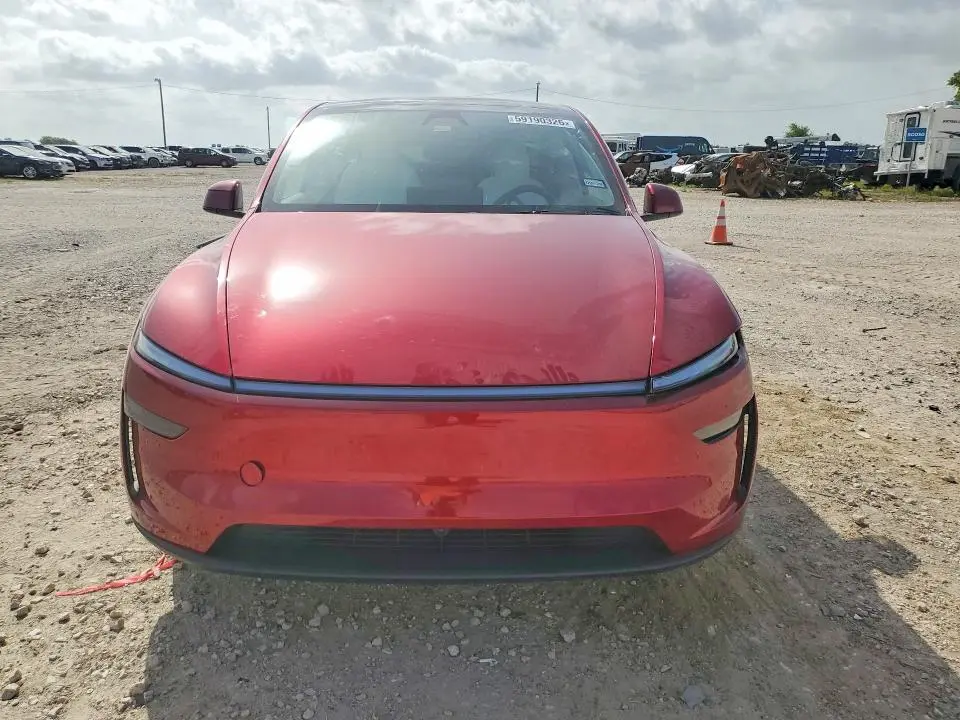 2026 TESLA MODEL Y   