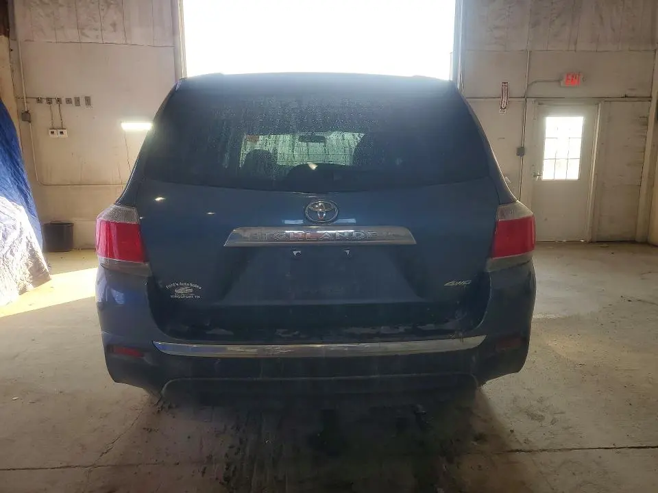 2013 TOYOTA HIGHLANDER BASE  