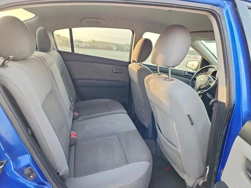 2010 NISSAN SENTRA 2.0  