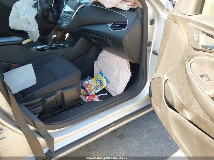 2022 CHEVROLET MALIBU FWD LT