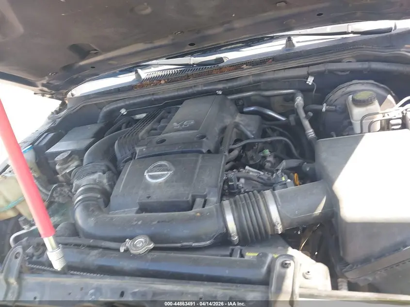 2013 NISSAN FRONTIER SV