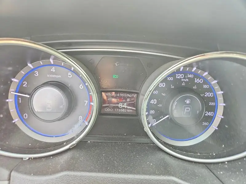 2011 HYUNDAI SONATA GLS  
