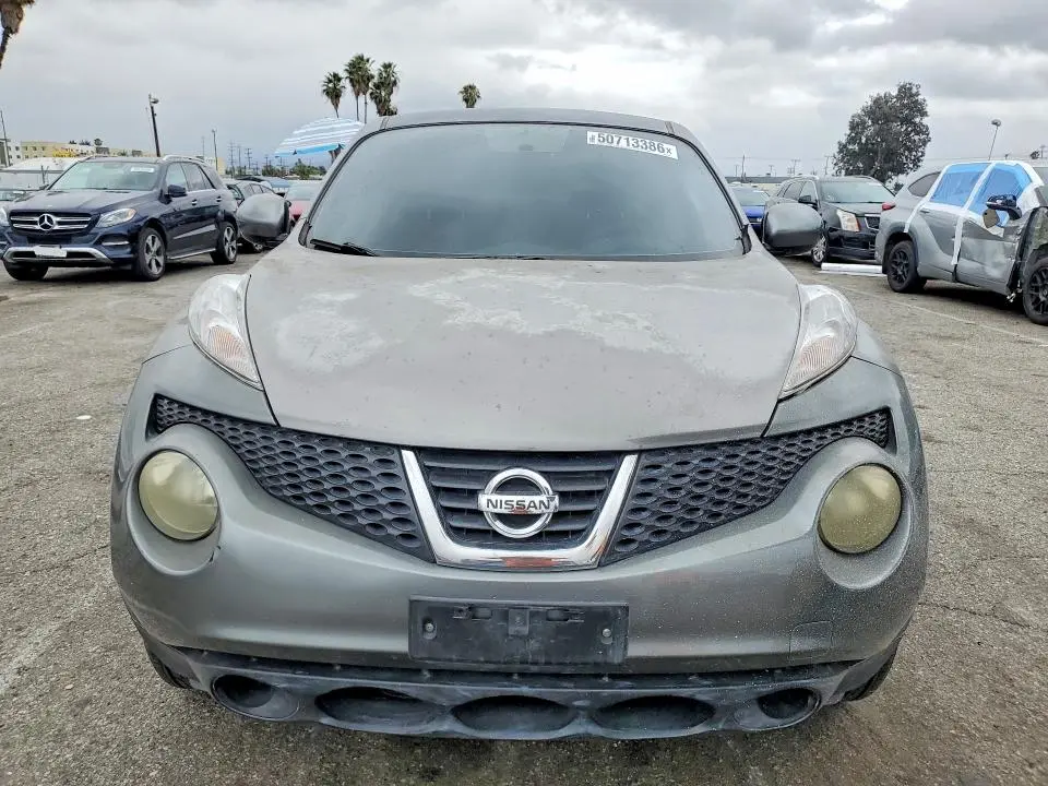 2011 NISSAN JUKE S  