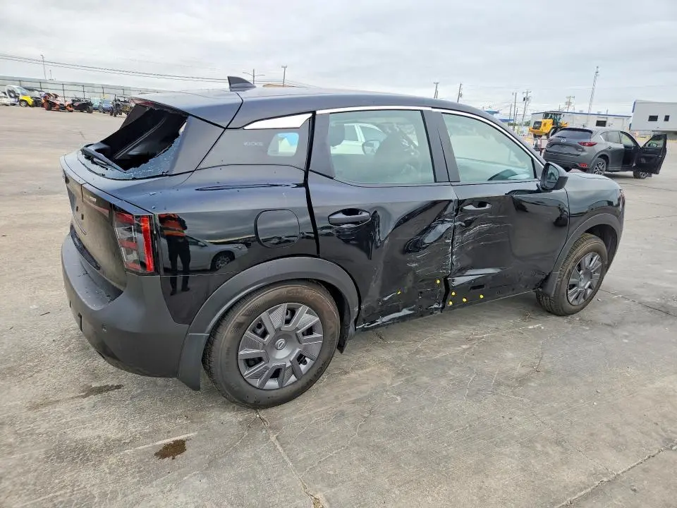 2026 NISSAN KICKS   