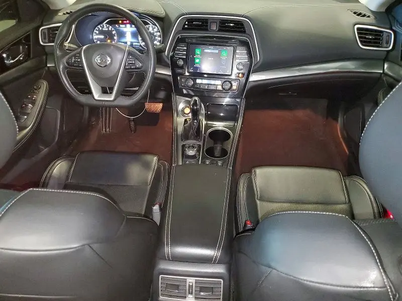 2022 NISSAN MAXIMA SV  