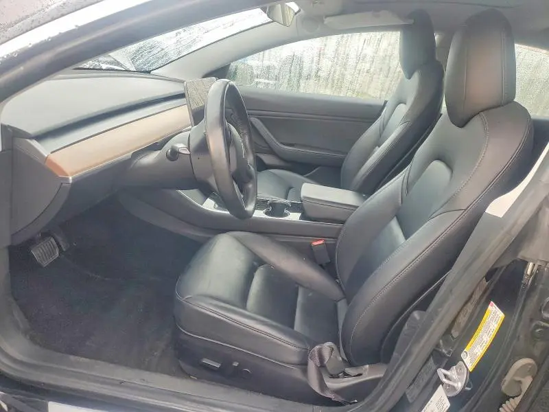 2019 TESL MODEL 3   