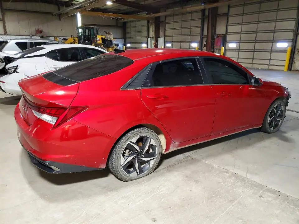 2022 HYUNDAI ELANTRA SEL  