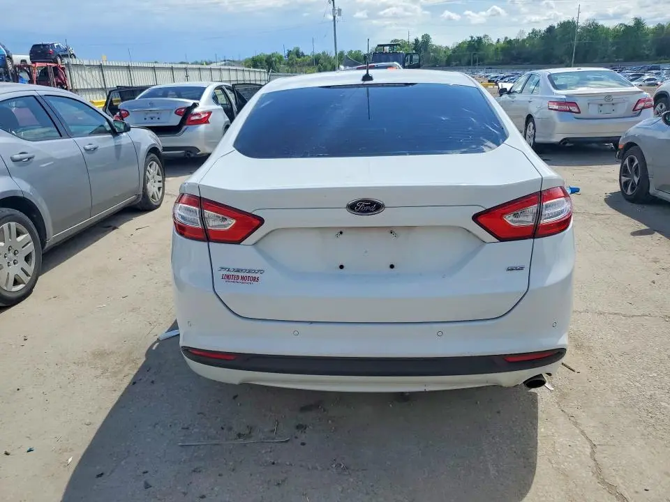 2014 FORD FUSION SE  